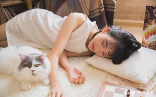 開心一笑 外甥上了衛(wèi)校,他們班就他一個(gè)男的,結(jié)果一個(gè)學(xué)期就