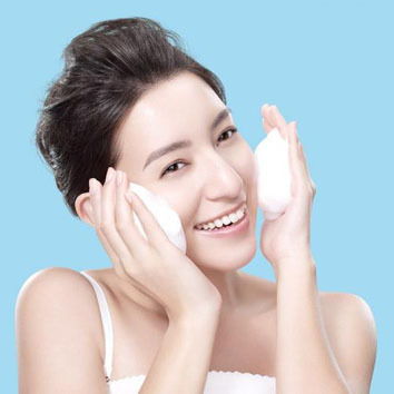 簡單祛斑與摸骨養(yǎng)生的真相 科學(xué)與誤區(qū)