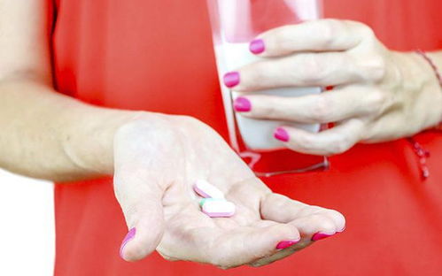 補(bǔ)鈣別信媽媽信專家 科學(xué)補(bǔ)鈣遠(yuǎn)離摸骨養(yǎng)生誤區(qū)